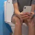 причина за хемороиди