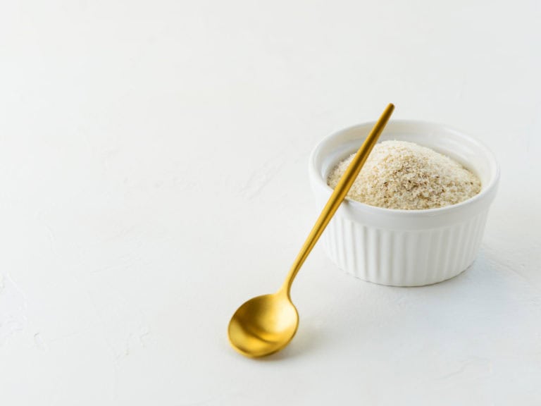 как да се справя с хемороидите